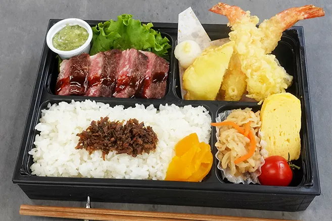 厳選牛ステーキ(山葵添え)の天ぷら御膳