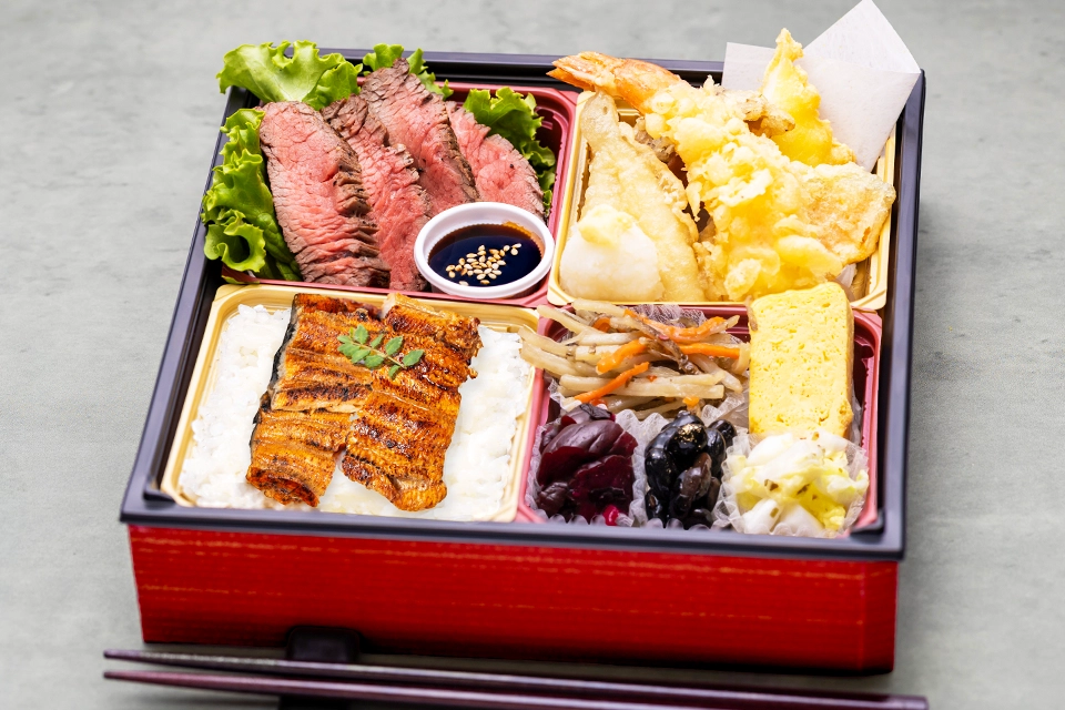 鰻めしと国産牛和風ステーキ、天ぷら盛りの神膳