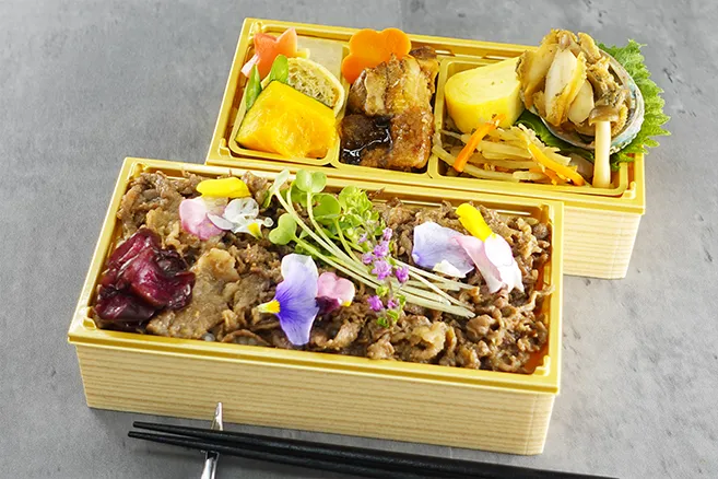 豚肉ネギ味噌焼き、二段重の場合