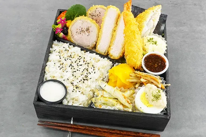 熟成ポーク へれかつの極上とどろき御膳 【2月2日配達分より販売】